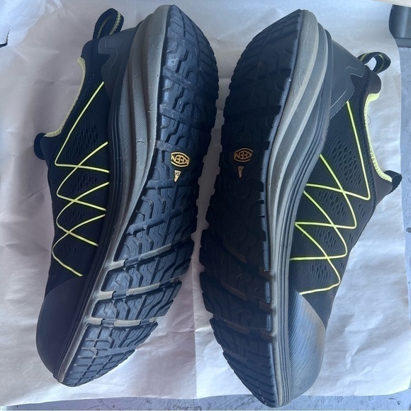 Keen Utility Shoes Mens 11D Black Vista Energy Carbon Toe Safety Work Steel Toe - Picture 4 of 11